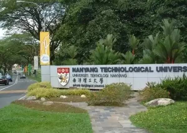 新加坡一年留学多少钱，新加坡一年留学费用大概是多少人民币